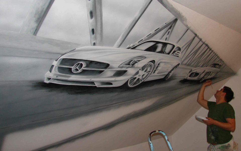 malowanie samochodów na ścianie, mural mercedes