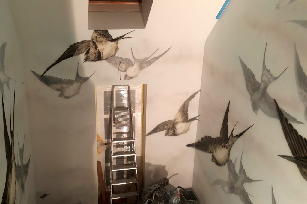 Mural na klatce schodowej, malowanie klatki schodowej