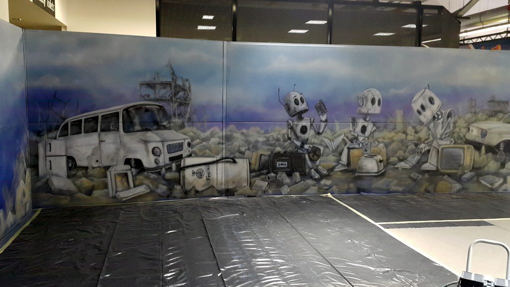 Mural Taśmowe nośniki pamieci namalowany na comic con festiwal fantastyki