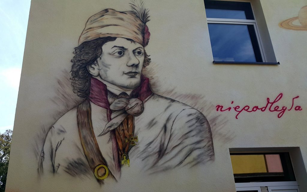 Mural Tadeusz Kościuszko, malowanie szkoły w Zieleniu