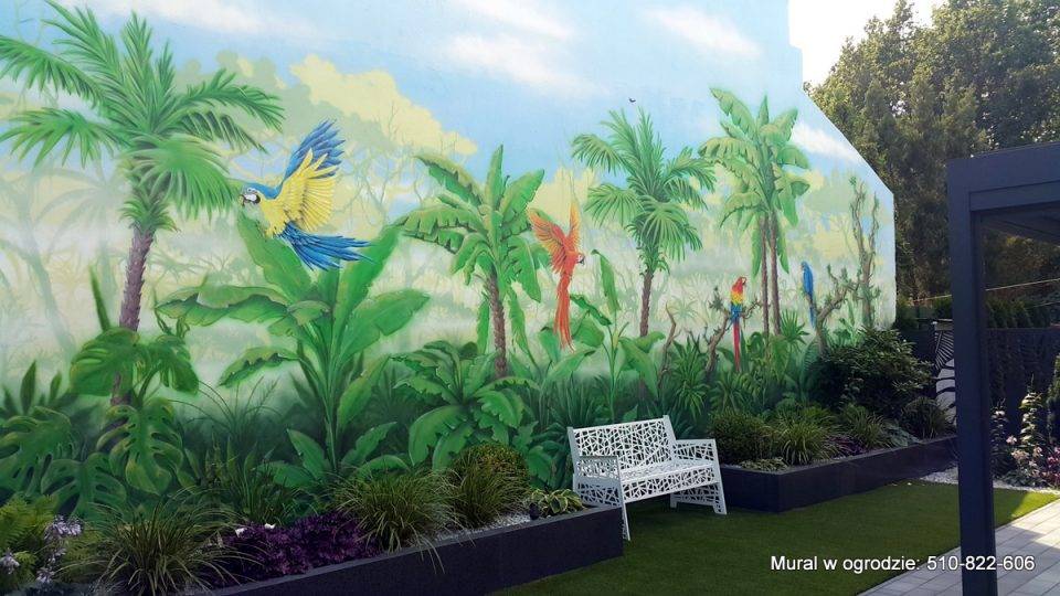 Malowidło ścienne w ogrodzie, malowanie lasu ytopikalnego