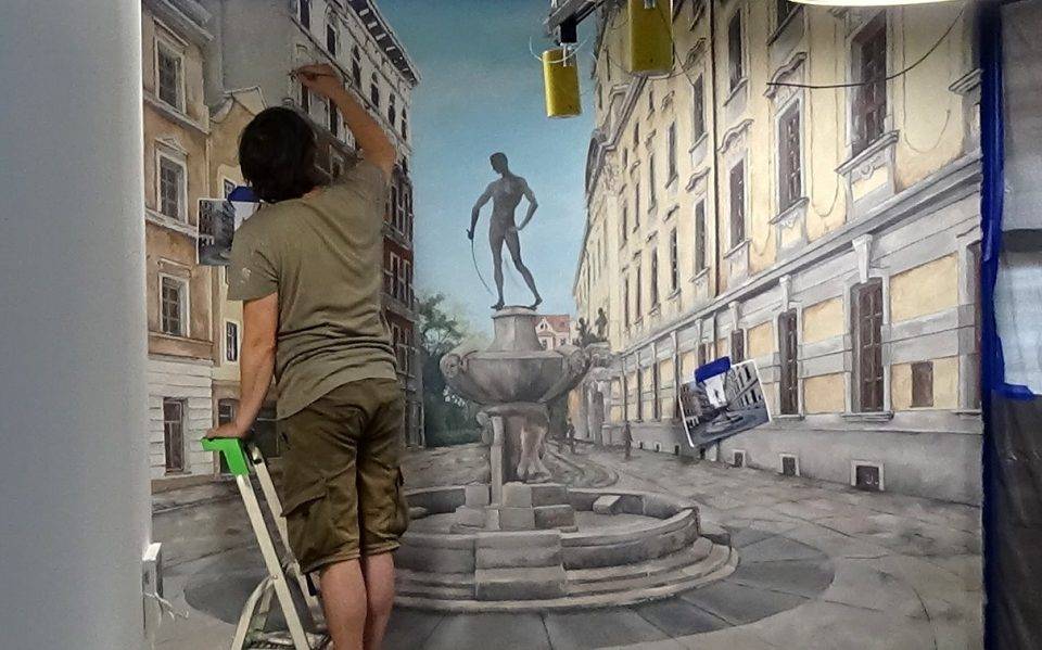 Malowanie ścian w klinice, mural 3D uliczka w perspektywie