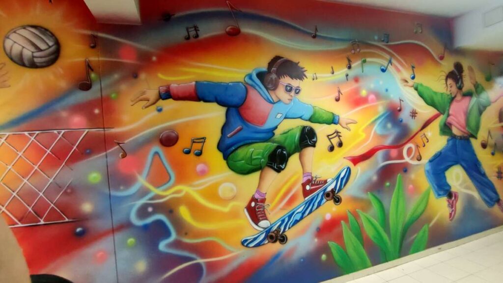 Malowanie murali młodzieżowych Warszawa, murale w szkołach