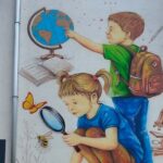 Mural w przedszkolu, malowanie - mali odkrywcy