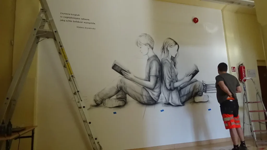 Mural w Chojnowie, promocja czytelnictwa i edukacji