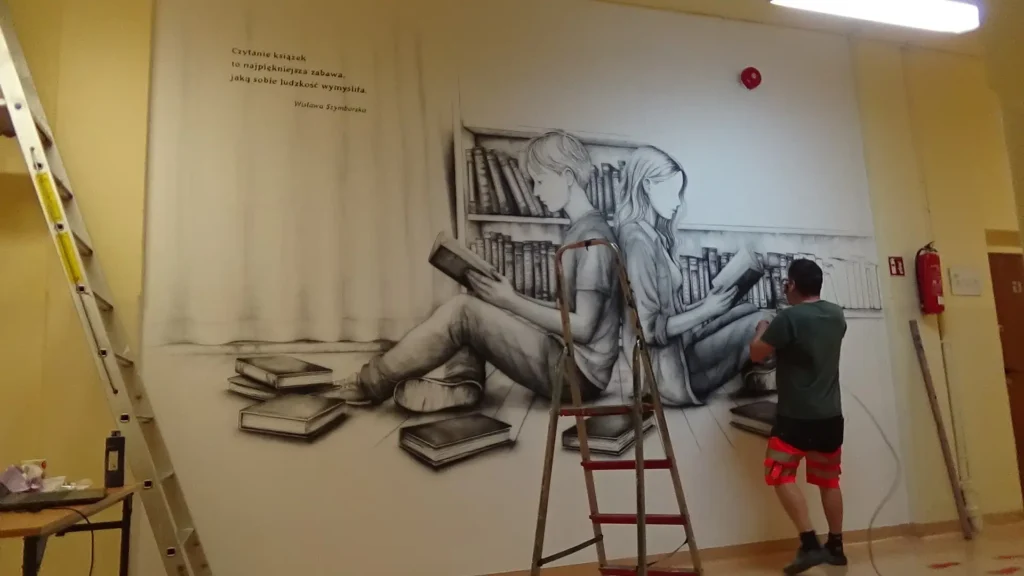 Mural w Chojnowie, promocja czytelnictwa i edukacji