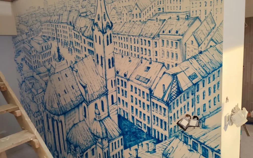 Mural, panoram miasta Lwowa w abstrakcyjnej kolorystyce